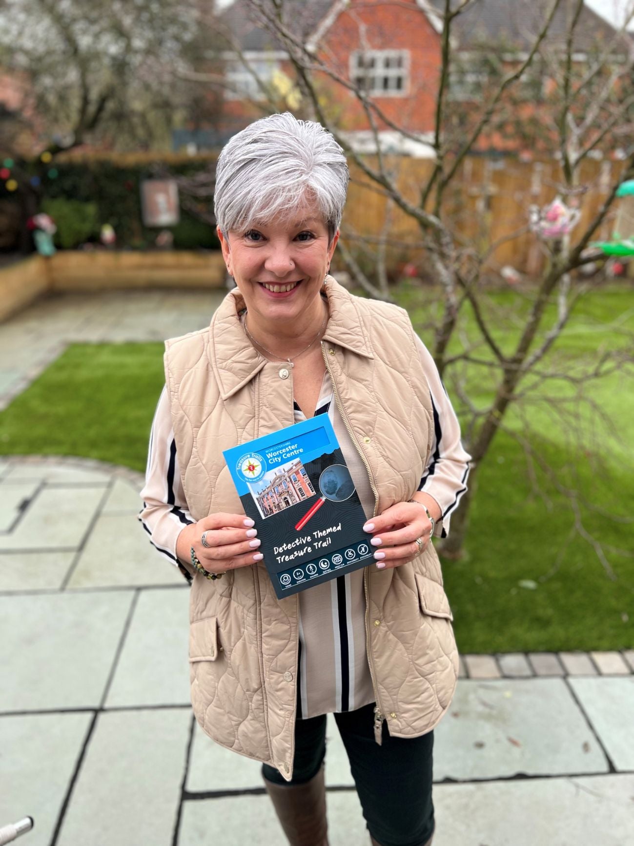 Gerry is our lucky November winner - Pictured is Gerry's good lady, Sharon, with their Winning Trail.