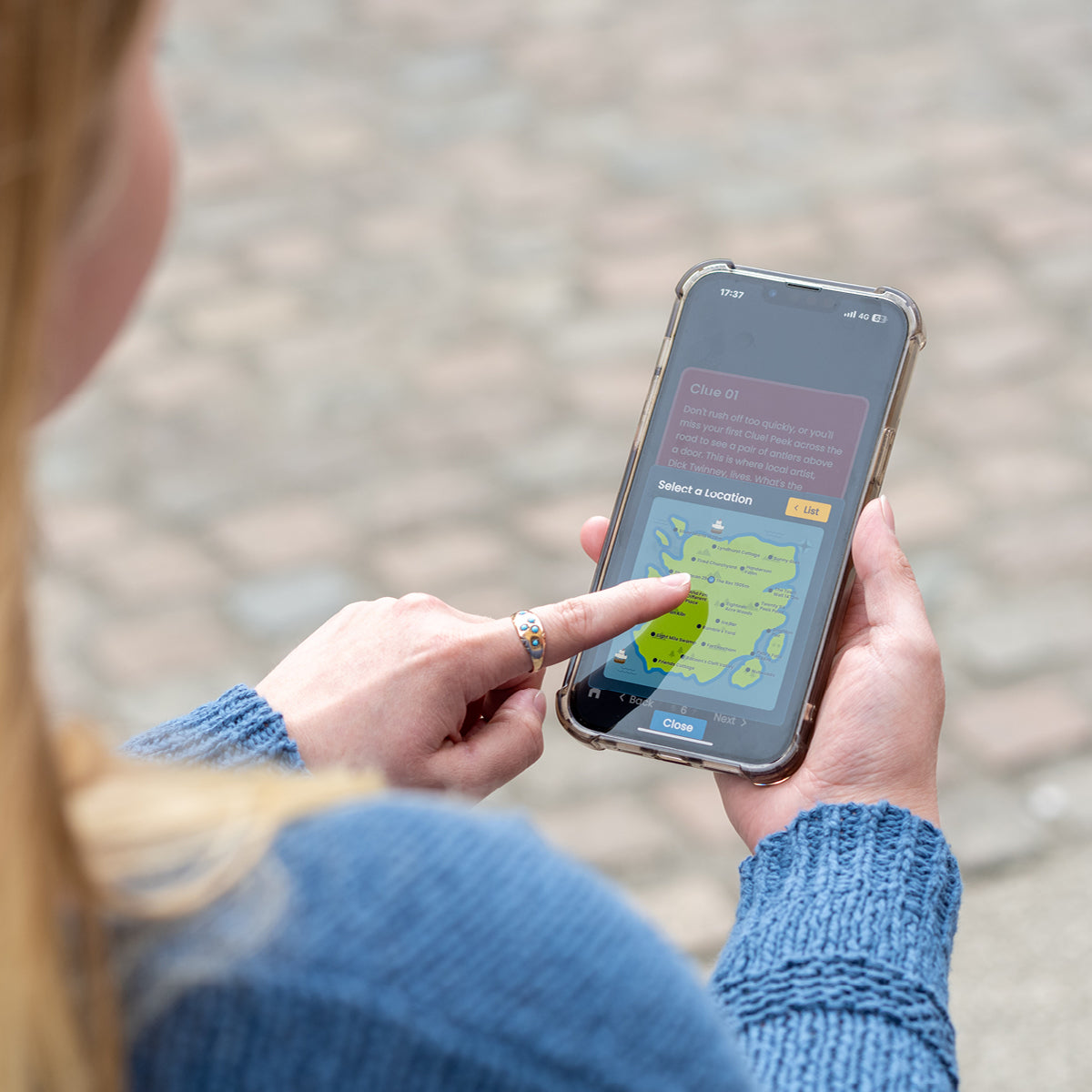 Discover Hidden Clues & Solve Riddles in This Treasure Hunt